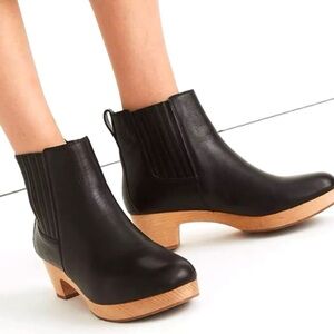 Madewell Black Leather Clog Booties with Wooden Sole